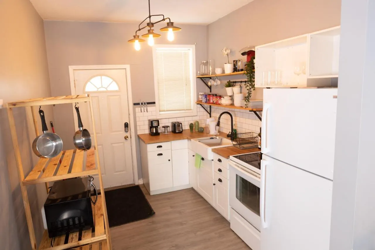 Cozy Home In Downtown Winnipeg Apartment
