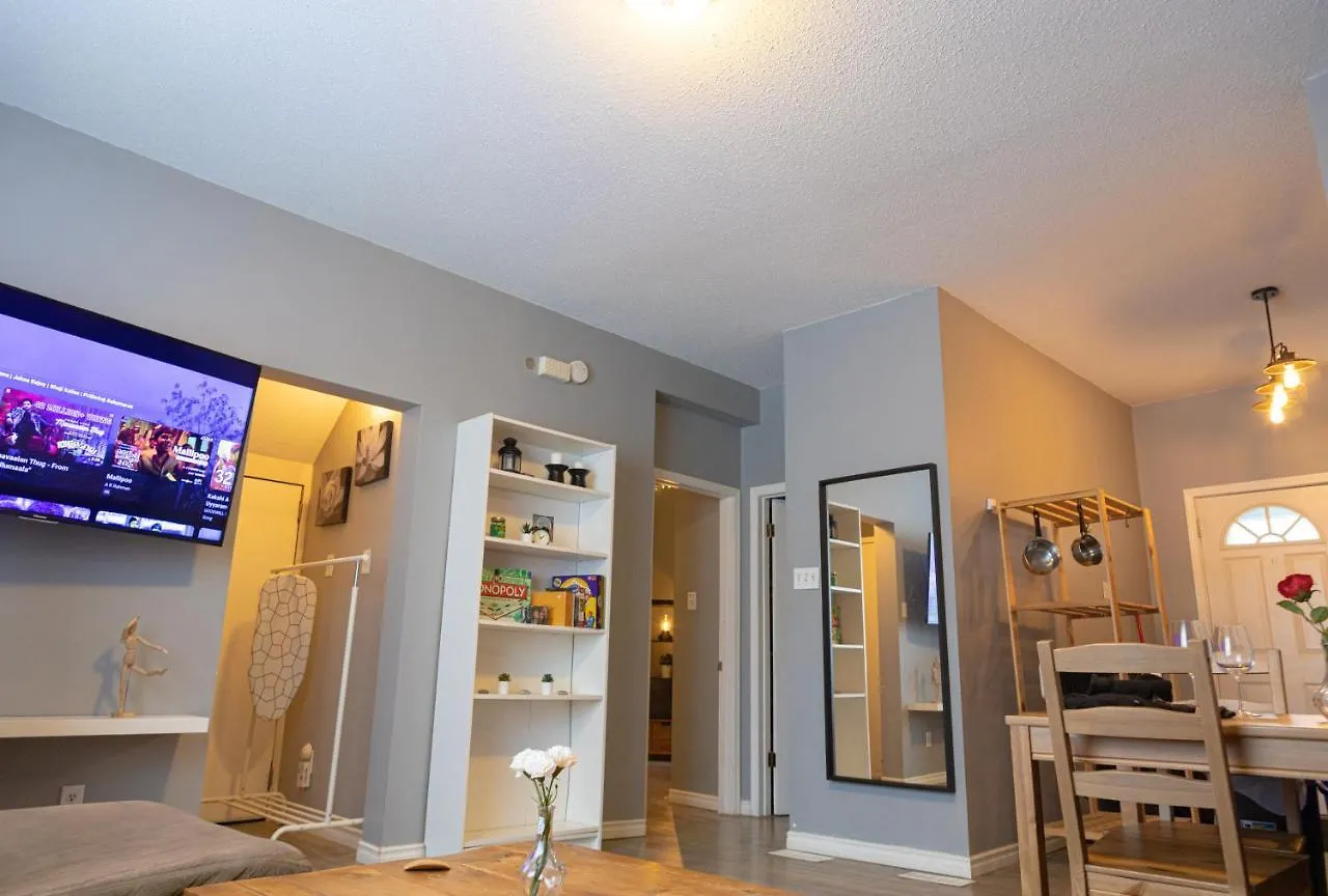Cozy Home In Downtown Winnipeg Canada